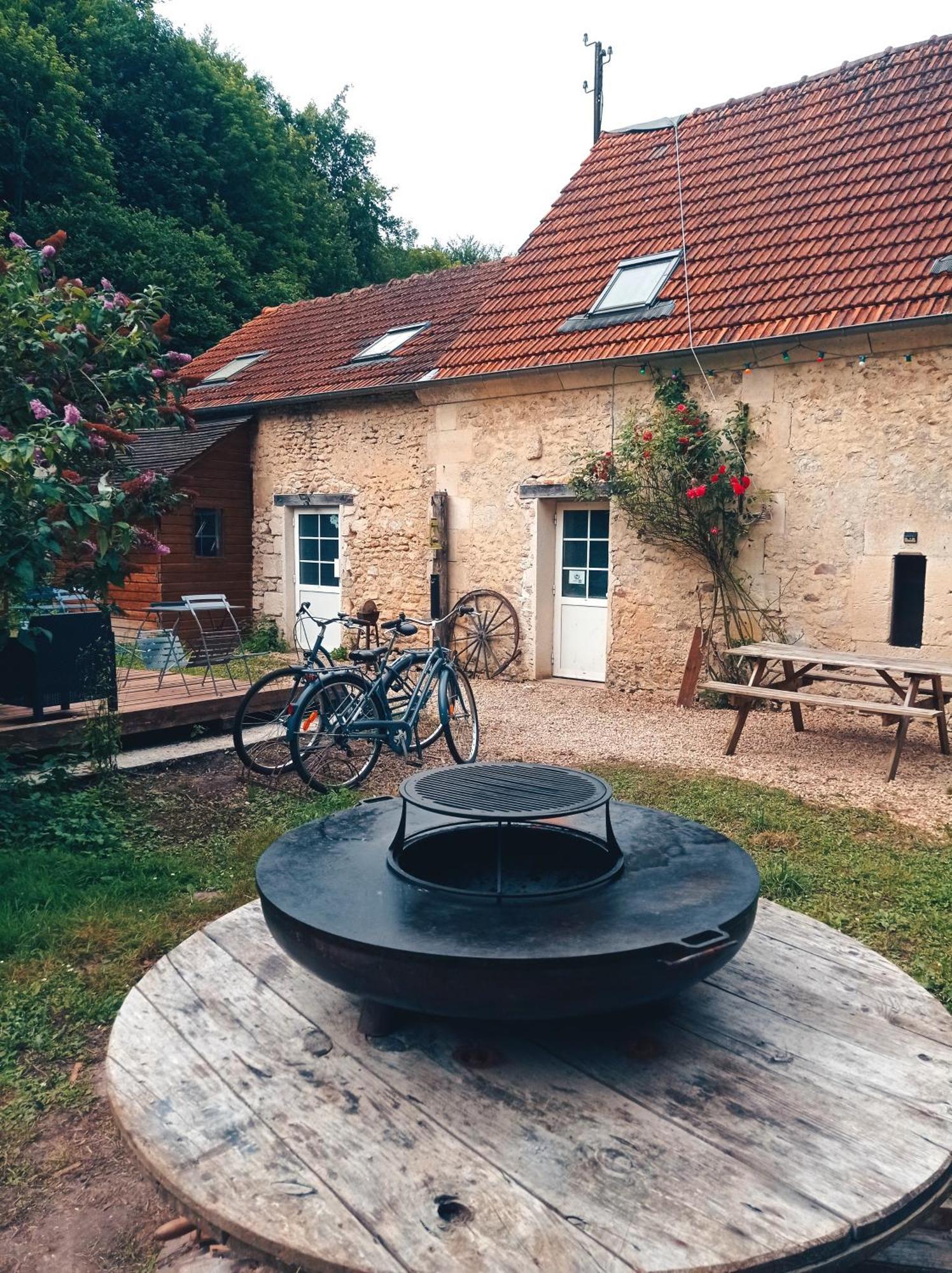 Chez Tombivouac Villa Pierrefonds Dış mekan fotoğraf